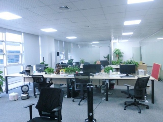 深圳自动化点胶机设备